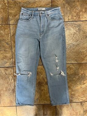 Abercrombie & Fitch Curve Love Ankle Straight Ultra High Rise